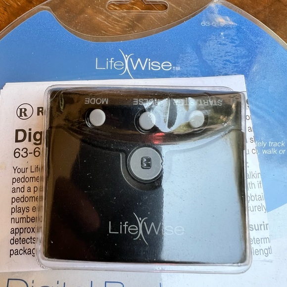 Likewise digital pedometer - Picture 3 of 3